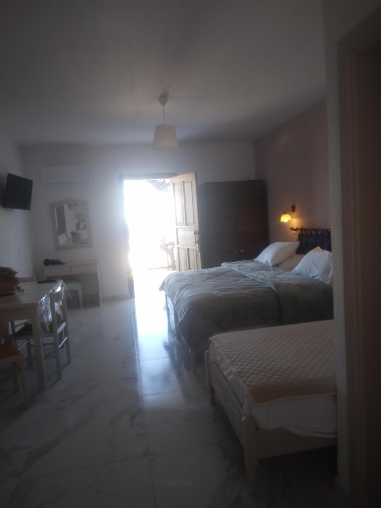Maria Apartments Amoopi Extérieur photo